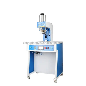 Machine de presse pneumatique pour l'impression par transfert thermique de logos, marques, semelles, masques, vêtements et chaussettes - Product Image 1
