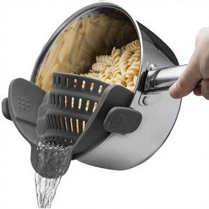 Colador Universal de Cocina con Clip, Ecológico, Libre de BPA, de Silicona, Plástico PP y Ganchos de Acero Inoxidable para Escurrir Pasta - Product Image 3