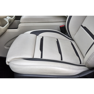 Fourgon <span class=keywords><strong>Mercedes</strong></span> <span class=keywords><strong>Sprinter</strong></span> 907 spacieux et confortable de luxe pour la navette urbaine et un usage familial - Product Image 5