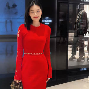 Pull tendance pour femmes, tenues élégantes en 2 pièces, jupe et haut en tricot à manches longues pour femmes pour l'hiver - Product Image 5