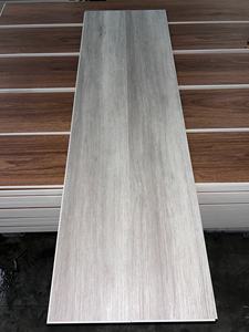 Suelo Laminado SPC Antiestático de Clic Rápido, Diseño Europeo para Hospitales y Parques, Resistente a las Manchas, en Stock - Product Image 5