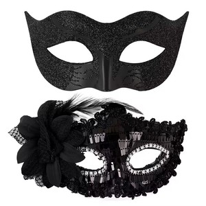 Masque de mascarade rouge à plumes brillantes pour femme, idéal pour Halloween, mariages, événements en boîte de nuit - Accessoire de fête couvrant les yeux - Product Image 3