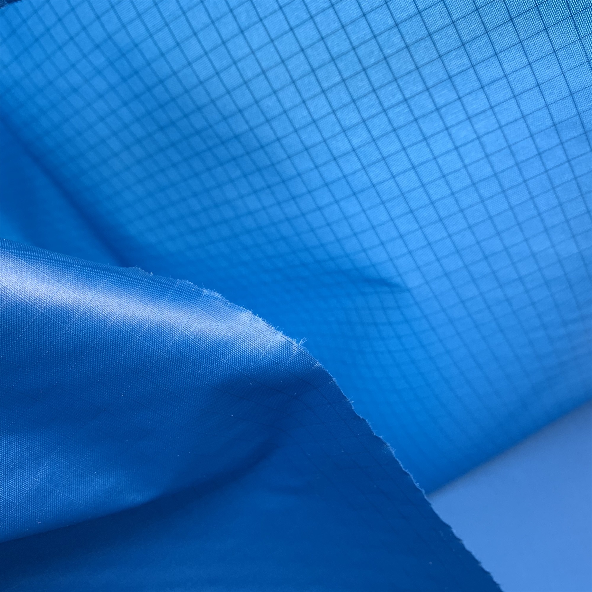 70D Woven Nylon Ripstop Fabric Polyurethane-Coated Pattern Breathable for Parachutes Umbrellas Industry Use for Boys Girls