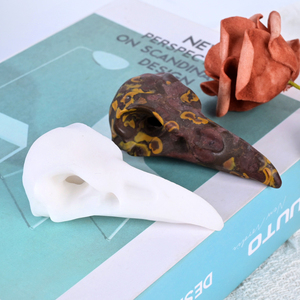 Vente en gros de nouvelles sculptures en cristal de conception originale, décoration Feng Shui, crânes de corbeaux sculptés pour cadeau - Product Image 6