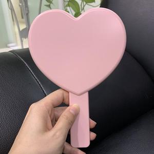 Gương cầm tay mini cổ điển hình trái tim, in <span class=keywords><strong>logo</strong></span> tùy chỉnh, giá sỉ - Product Image 1