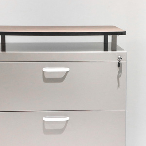 Tủ hồ sơ di động văn phòng hiện đại 3 ngăn kéo, mặt trên bằng gỗ, bánh xe xoay 360 độ, bền, ngăn chứa đồ lớn, có khóa, dành cho xưởng. - Product Image 3