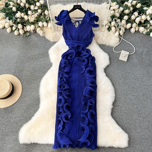 Robe de soirée longue plissée et volantée de luxe pour femmes, directement de l'usine, idéale pour les banquets mondains - Product Image 5