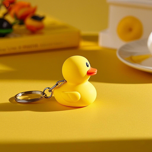 Llaveros promocionales de llavero de Metal de Pvc de pato de goma amarillo de vinilo de diseño personalizado de alta calidad - Product Image 2