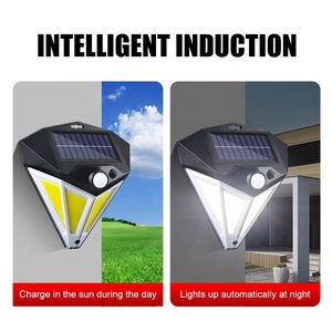 Lampes murales intelligentes à énergie solaire pour extérieur, LED 6500K, angle de faisceau de 120°, lampes murales pour jardin et cour - Product Image 4