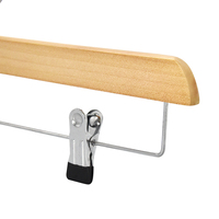 Cintres en bois naturel Grucce pour chaussettes et pantalons, cintres en bois pour vêtements avec pinces