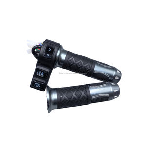 Accélérateur de Vélo Électrique et Trottinette Électrique avec Voltmètre et Poignée de Gaz - Product Image 2