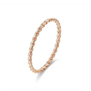 Anillo Apilable de Acero Inoxidable con Diseño de Cuerda Trenzada en Acabado Dorado, Oro Rosa y Plateado - Product Image 5