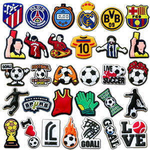 Vendita calda fai da te in PVC decorazione scarpe fibbia Set novità Cross-Border calcio sport serie fori ciondoli per regali di novità - Product Image 5