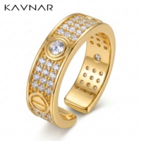 KAVNAR Offene Ringe 14K Vergoldetes Messing Schraubelement Sternenhimmel-Fassung mit CZ Trendiger Luxus-Breitbandring für Damen
