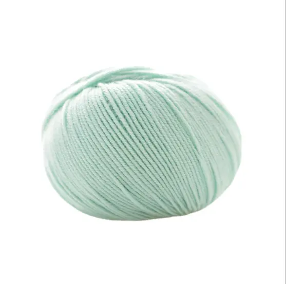 カーペットヤーンのためのカスタマイズされた色を編む卸売100% メリノウール毛糸