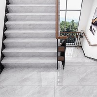 Carreaux muraux et de sol grand format en céramique de marbre naturel clair entièrement émaillé, antibactériens et antidérapants