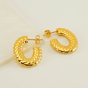 ZOGXIN Gold U-Shaped Huggie Earrings Stainless Steel Geometric Design For Women Fashion Jewelry - Product Image 4