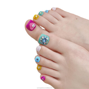 Magnifiques faux ongles de pieds en gel souple, réutilisables, colorés, avec motif cœur et diamant - Product Image 4