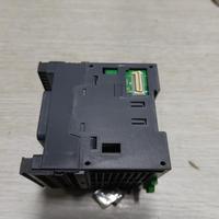Controlador Lógico PLC Compacto TM221CE24T M221 24VDC para Máquinas Pequeñas, Control Industrial OEM, Controlador Lógico Programable, Nuevo