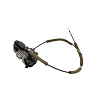 Serrure de porte arrière gauche. KoleosQM5. Pour Koleos. SERRURE ET TÉLÉCOMMANDE DE PORTE ARRIÈRE. GAUCHE. 825037711R. Pièces.