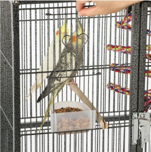 Yohellall'ingrosso piccolo MOQ vendita calda di lusso grande spazio grande metallo nero ferro pappagallo cannone budgie gabbia per uccelli con giocattoli - Product Image 3