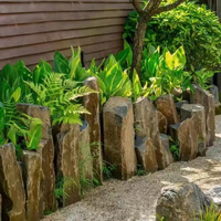 Colonnes en pierre de basalte noire hexagonale naturelle, palissade, poteau, pilier pour la décoration de jardin extérieur