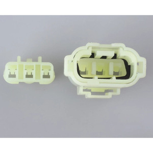 Conector automotriz impermeable de 3 pines 6180-3451 macho y hembra para bomba CB400 de inyección electrónica de combustible - Product Image 4