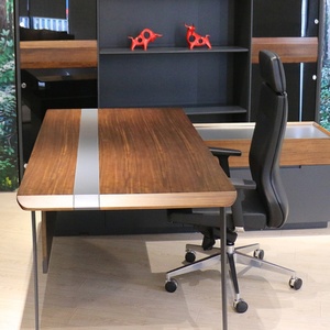 Modern High Quality Commercial Furniture Metal Computer <b>Table</b> Office <b>Desk</b> - Product Image 6