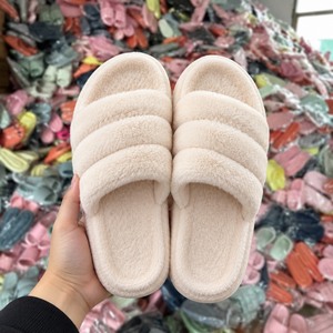 Sandalias y Chanclas Planas para Mujer, Diseño Mixto, Baratas, Nuevas, Marca 2026, Venta al Por Mayor - Product Image 2