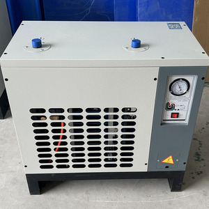 Sécheur d'air Manny réfrigéré 7,5 kW 10 CV, type armoire métallique industrielle - Product Image 6