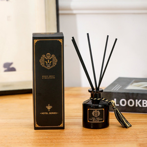 Fragancia personalizada de lujo, ambientador de aire de lujo, fragancia de aceite esencial sin fuego, juego de difusor de caña negra para uso doméstico - Product Image 2