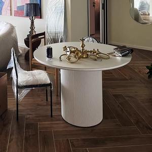 <span class=keywords><strong>Tavolo</strong></span> da Pranzo Nordico Moderno Scandinavo in Legno Massello Scanalato con Design Circolare Nero <span class=keywords><strong>per</strong></span> Uso Alberghiero Fatto a Mano Ecologico - Product Image 3