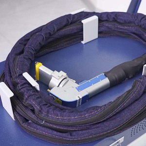 Bing Yan Robotarm Geïntegreerde Fiber Laser Reinigingsmachine Voor Koolstofstaal Aluminium Glas-Nieuw - Product Image 4