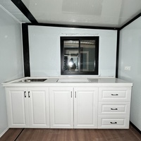 Maison conteneur préfabriquée à structure plate de 20 pieds et 40 pieds, avec 2 chambres, pour usage résidentiel, villa, centre commercial et école
