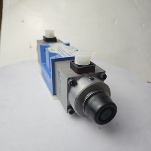 วาล์วควบคุมทิศทางแบบสัดส่วน KDG4V รุ่น KDG4V-3-33C30X-M-U-H7-60 - Product Image 3