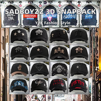 Gorras Barbas G5 Doradas con Caja, Gorras Deportivas Bordadas de 5 Paneles Estructuradas con Cierre Ajustable