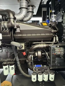 Groupe électrogène silencieux/containerisé de secours haute puissance 1 MW 1000 kW 1250 kVA, modèle KTA38-G9 avec moteur diesel Stamford 60 Hz, Guangzhou - Product Image 4