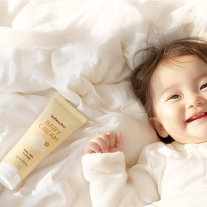 Crema para Bebés Bebesolve con Ácido Hialurónico de Alta Concentración y Centella Asiática, Hidratación, Alivio de la Picazón, 150 ml, Coreana - Product Image 5