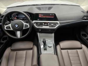 Sedán de gasolina de lujo <span class=keywords><strong>BMW</strong></span> 325i <span class=keywords><strong>M</strong></span> Sport <span class=keywords><strong>Edition</strong></span> 2,0 T 184HP L4 de automóviles usados al por mayor - Product Image 2