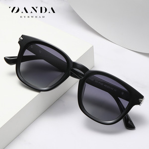Gafas de Sol Danda TR7529 Rectangulares Polarizadas UV400 Unisex Protección Solar a la Moda - Product Image 2
