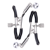 Kit de Contrainte BDSM pour Couples 9 Pièces : Bandeau pour les yeux, Menottes, Menottes de cheville, Bouche-balle, Collier, Fouet, Pinces à tétons, Corde de bondage, Sangle de hogtie
