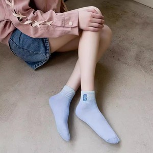 Gradient Women's Ankle Socks With G Lettering Breathable Sweat Absorbing Regular Casual Socks For <b>Spring</b> Summer - Product Image 5