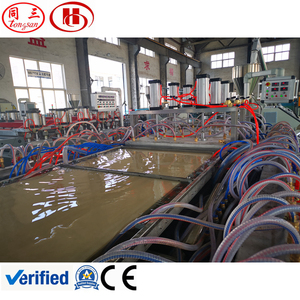 Machine de production de portes en WPC plastique, <span class=keywords><strong>profil</strong></span>és de terrasse en WPC en poudre de <span class=keywords><strong>PVC</strong></span> et de bois, usine de fabrication de cadres de fenêtres et de portes - Product Image 5