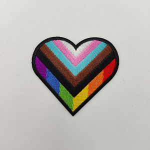 Mẫu miễn phí tùy chỉnh Kim Loại Logo thêu các bản vá lỗi tùy chỉnh sắt vá cho quần áo không có thứ tự tối thiểu làm bằng vải cảm thấy - Product Image 5