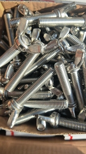 윙 볼트 M6 M8 M10 탄소강 스테인레스 스틸 합금 재료 날개 볼트 및 너트 - Product Image 4