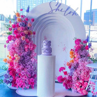 Décoration murale C-360 pour mariage, rose vif avec fond orange, fleurs artificielles, rangée de fleurs pour demande en mariage, fête d'anniversaire, événement