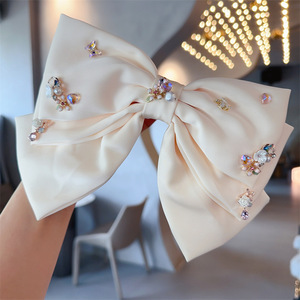 Buena calidad Primavera Verano Color Big Bow Holográfico Satén Tela Bow Shape Barrette Hair Clip - Product Image 3