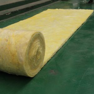 24Kg/m3 Fournisseur <span class=keywords><strong>de</strong></span> feutre <span class=keywords><strong>de</strong></span> <span class=keywords><strong>laine</strong></span> <span class=keywords><strong>de</strong></span> verre Couverture isolante pour toiture Isolation en <span class=keywords><strong>laine</strong></span> <span class=keywords><strong>de</strong></span> fibre <span class=keywords><strong>de</strong></span> verre - Product Image 4