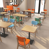 Tables et chaises de restaurant cafétéria magasin de thé au lait tables et chaises en bois massif table et chaises de restauration rapide Mobilier de salle à manger