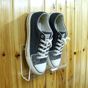 Factory and Custom Wall Door Clear Acrylic Holder <strong>Stand</strong> for Shoes <strong>Boots</strong> Sneakers Transparent Hanging Acrylic Shoe Display Holder - Product Image 1